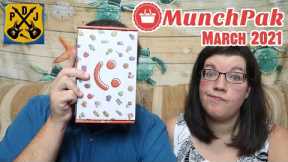 MunchPak Mini Snack Box - March 2021 Unboxing & Taste Test - Cover Me In Peanut Butter - ParoDeeJay