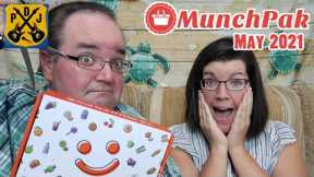MunchPak Mini Snack Box - May 2021 Unboxing & Taste Test - We Met Prince Chocolate!! - ParoDeeJay