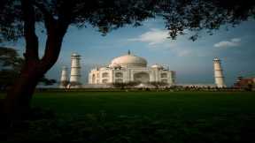 Famous Historical Site: Taj Mahal