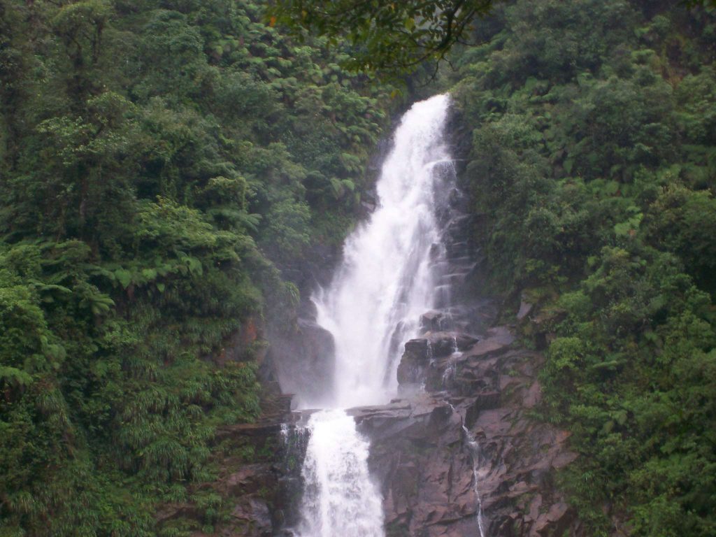 El Salto de Chilascó waterfall in guatemala