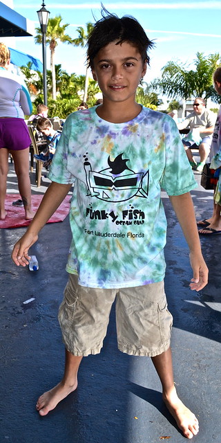 tie dying shirts at funky fish camp for kids in fort lauderdale