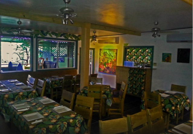 Jungle Cafe in utila honduras