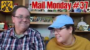 Mail Monday #37 - Mark, Annie & Bethany; Paul & Diana; Dana T; Jackie B; Jason & Ashley - ParoDeeJay
