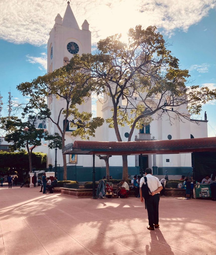 church parque central tuxtla mexico