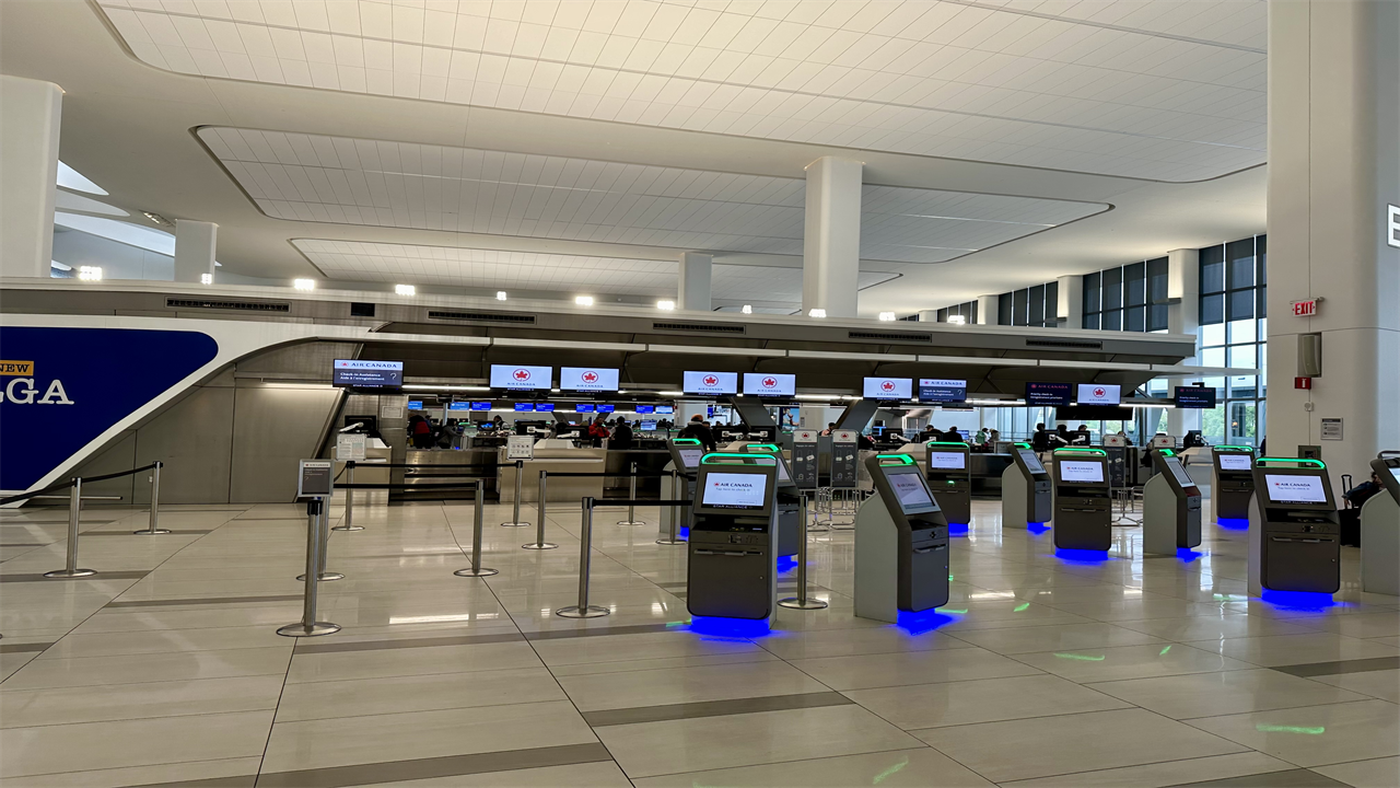 an airport check in area